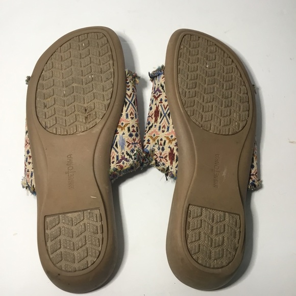 Minnetonka Women’s Needlepoint Frayed Fabric Sandals Size 10W - Picture 6 of 8